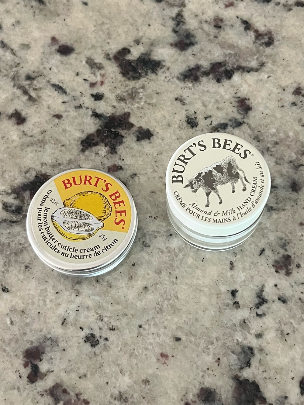 Burt’s Bees Set(2)